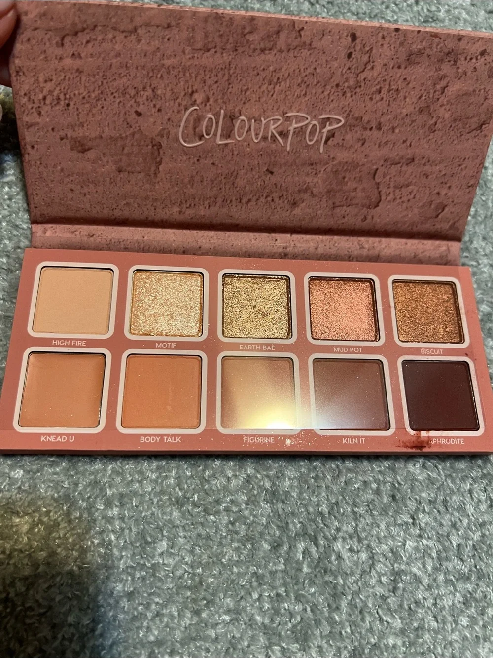 Colourpop neutral eyeshadow